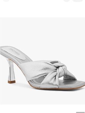 MICHAEL MICHAEL KORS ELENA METALLIC LEATHER SANDAL